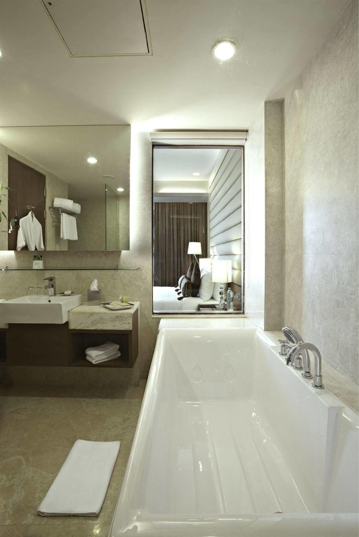 Radisson Blu Hotel Rudrapur Eksteriør bilde