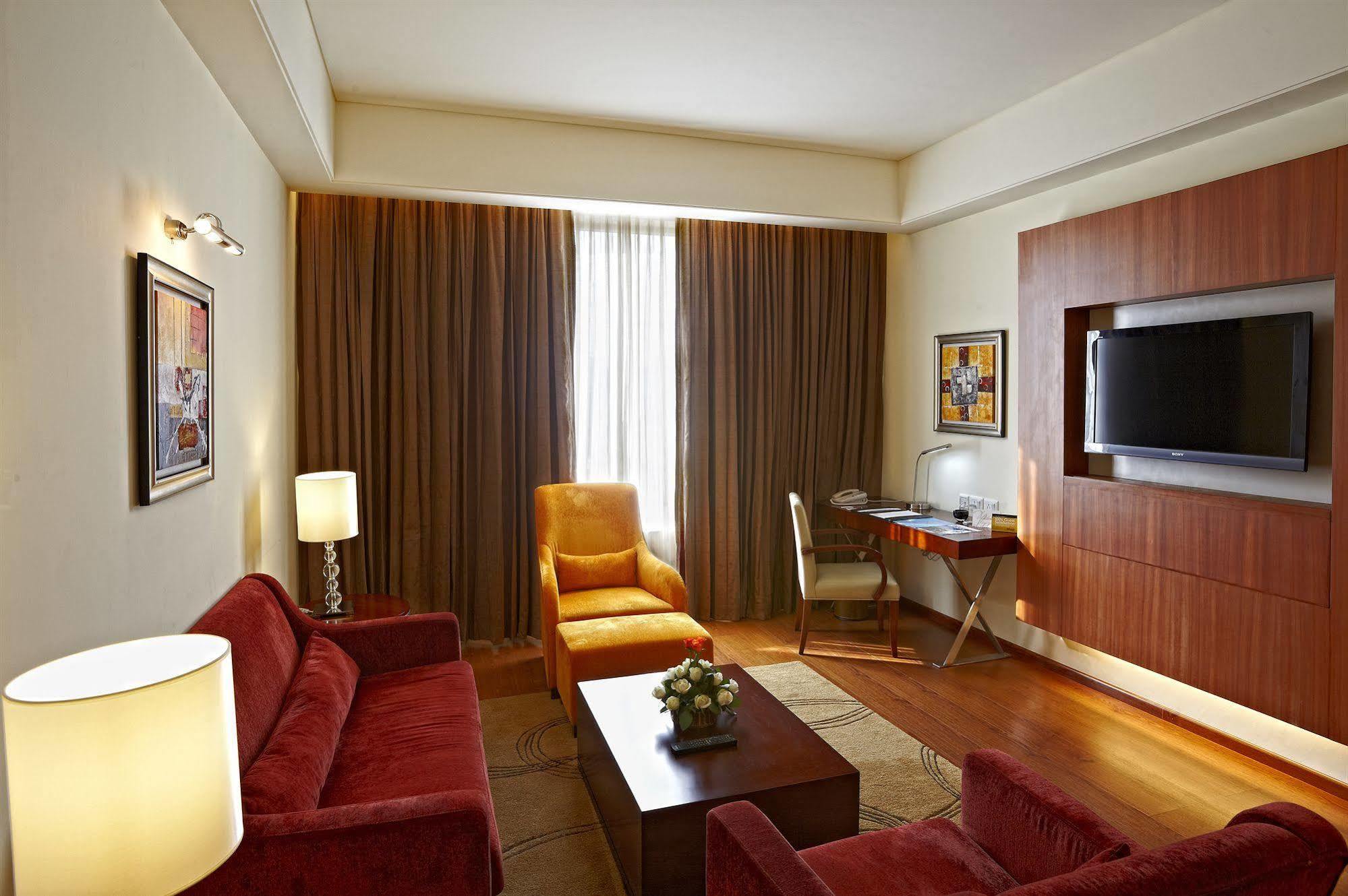 Radisson Blu Hotel Rudrapur Eksteriør bilde