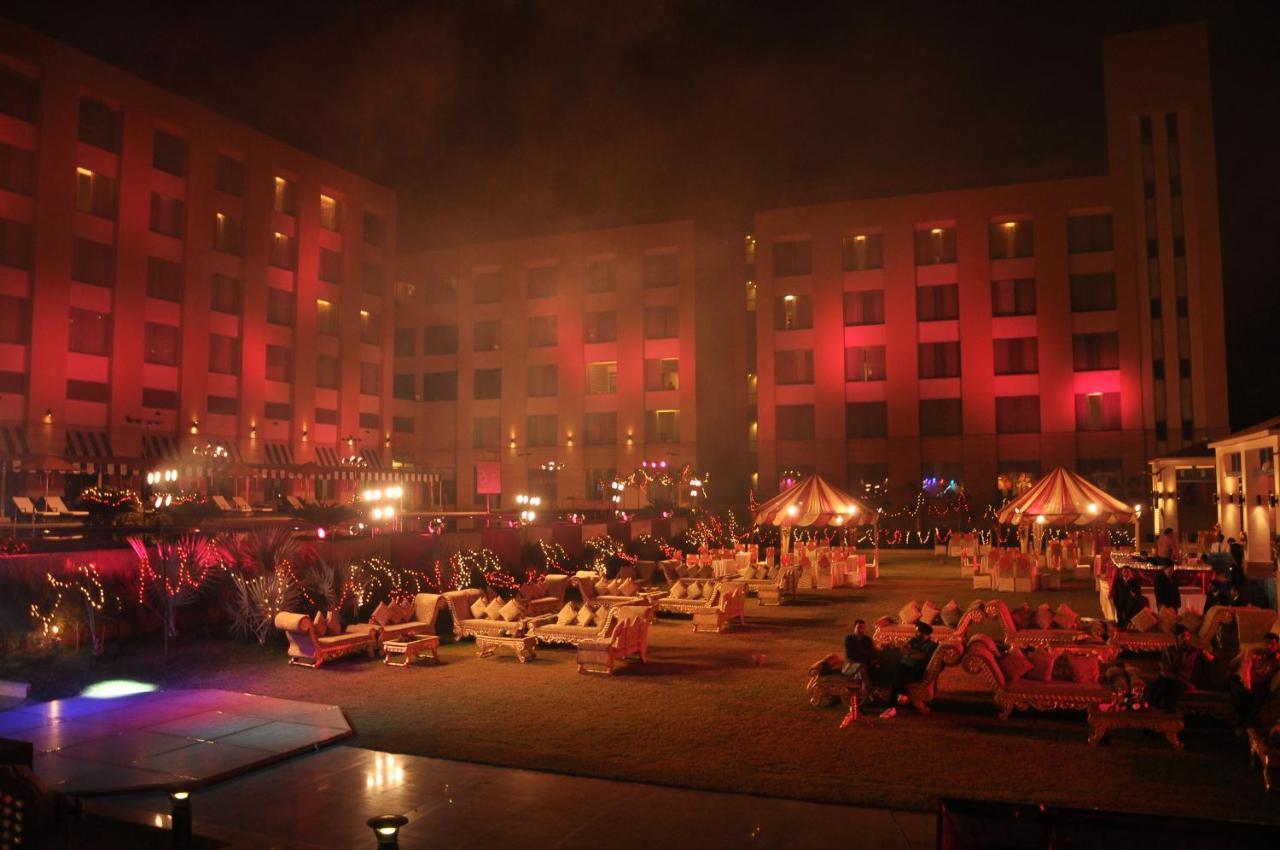 Radisson Blu Hotel Rudrapur Eksteriør bilde
