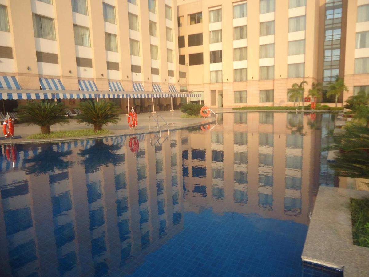 Radisson Blu Hotel Rudrapur Eksteriør bilde